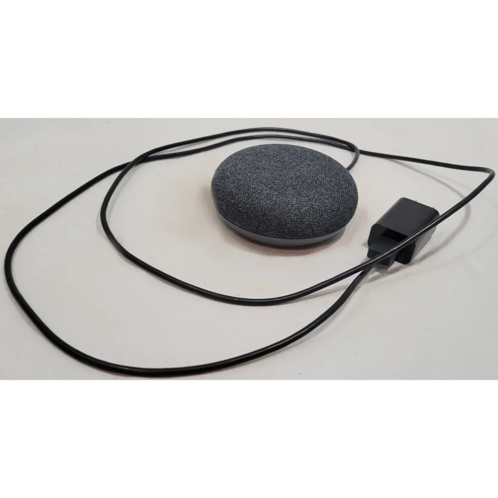 Google Home Mini Smart Speaker Charcoal 10395A-H0A Charger Bundle